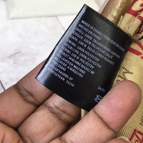 Stone Mountain blush pink and black leather wristlet wallet - Picture 7 of 9